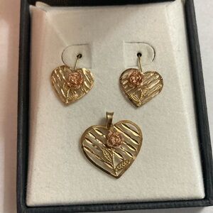 10K Yellow and Rose Gold Heart and Rose Earrings and Pendant